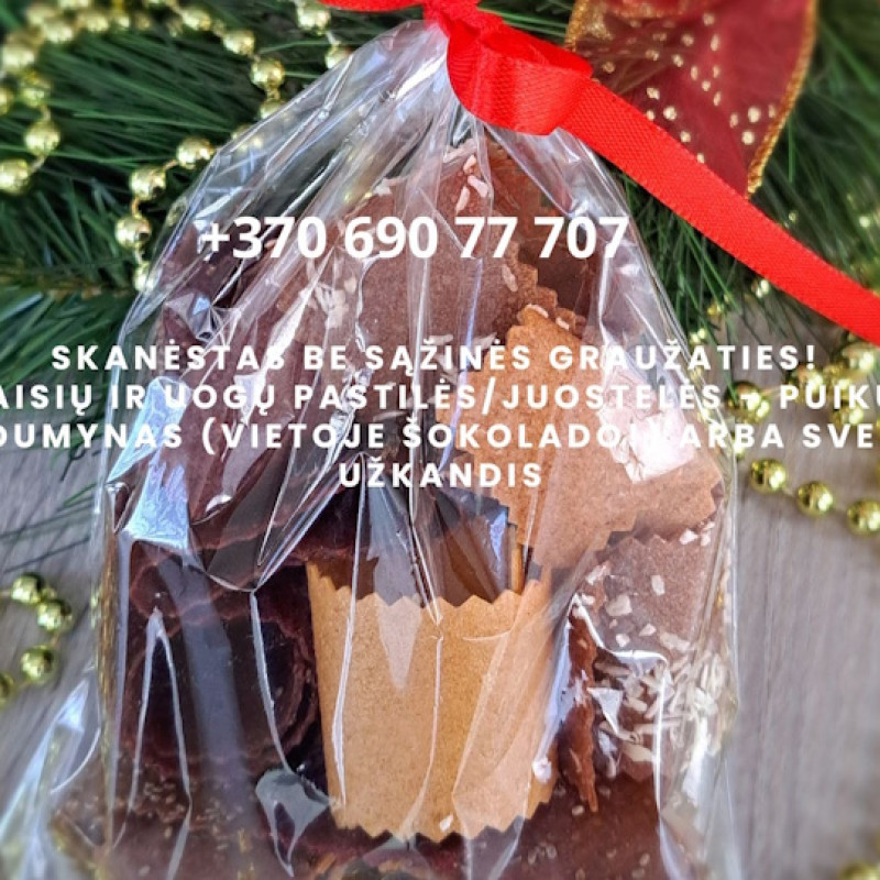 Rankų darbo džiovintos vaisių ir uogų juostelės (saldainiai/pastilės/gardumynai)