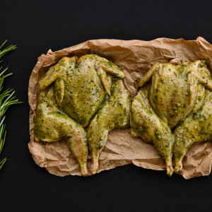 Putpelės aliejiniame „Prancūziškas daržas” marinate. 1 kg.